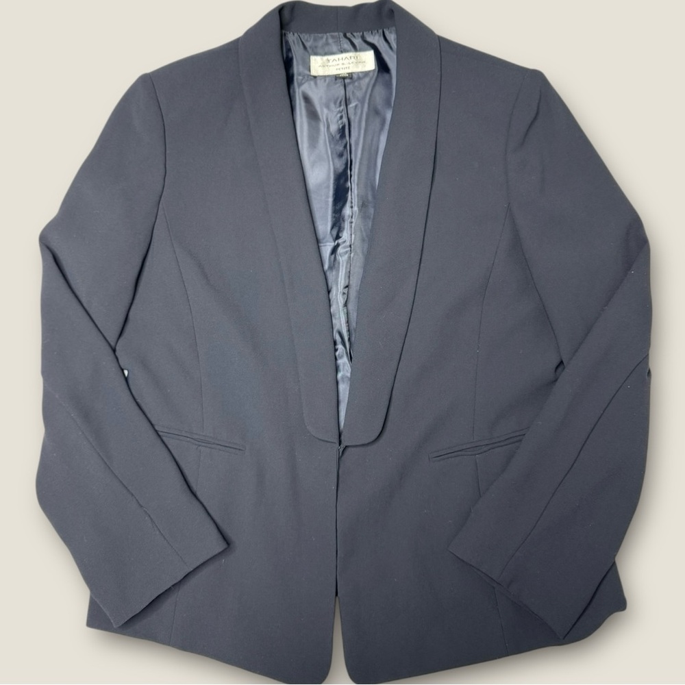 Tahari ASL‎ Elegant Navy Blazer size 14 petite lined business wear
